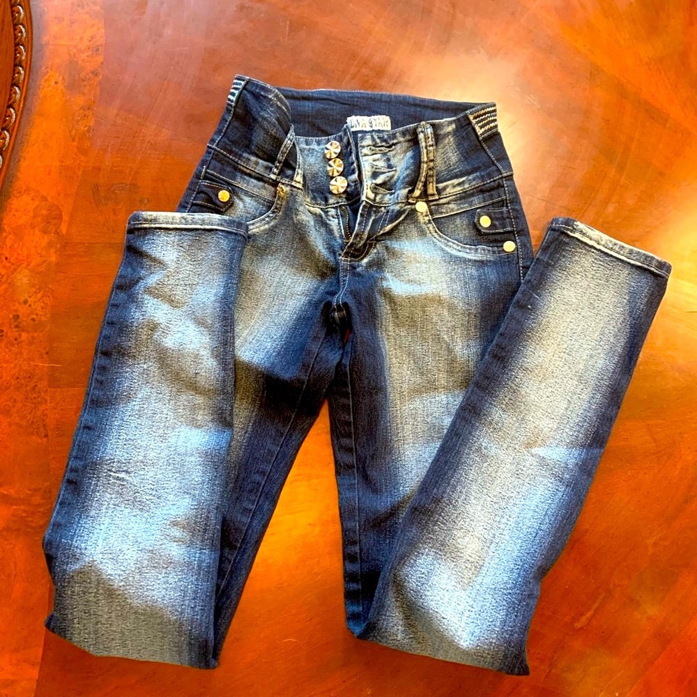 Colombiano  Diva Star size 3 junior